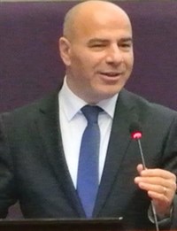 Ayhan ÖZKAN